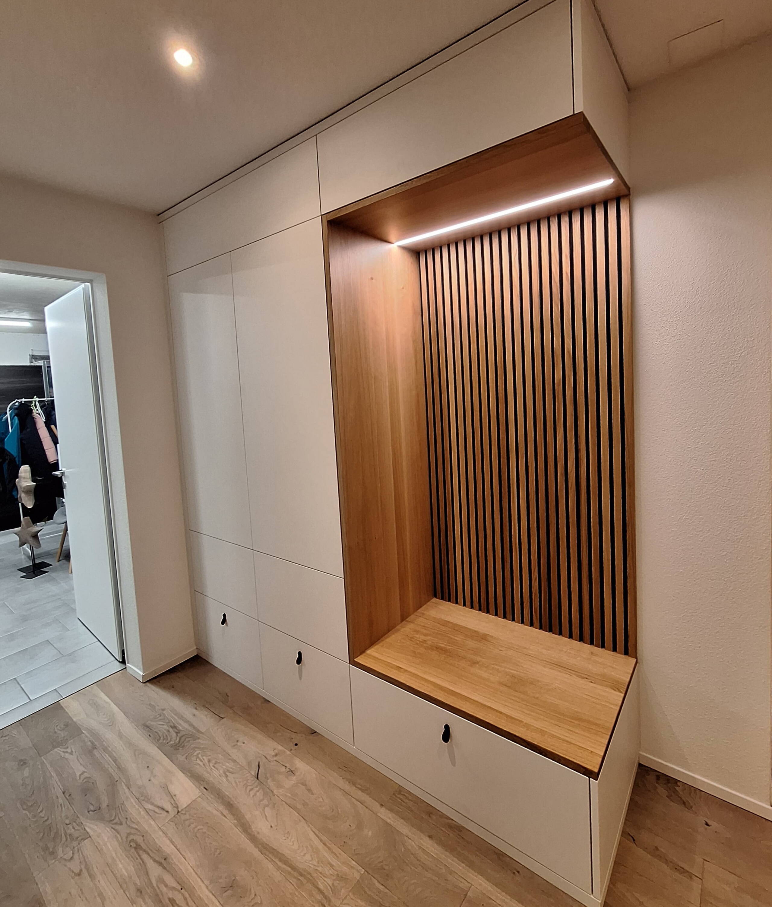 garderobe.jpg garderobe.jpg