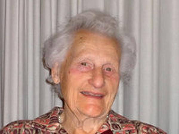 elisabeth-k.jpg elisabeth-k.jpg